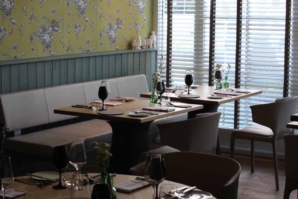 Hotel Vier Jahreszeiten Binz - Adults Only Bagian luar foto