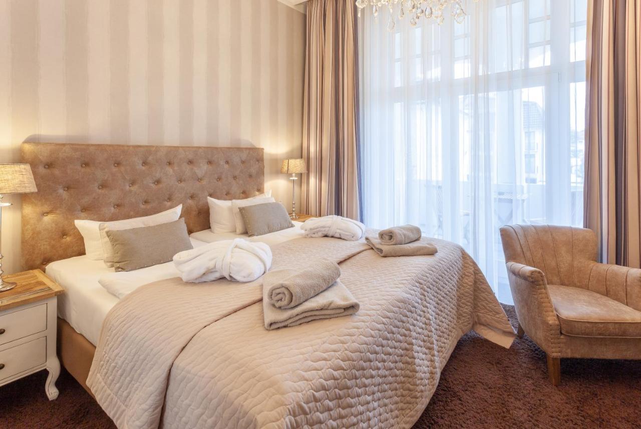 Hotel Vier Jahreszeiten Binz - Adults Only Bagian luar foto