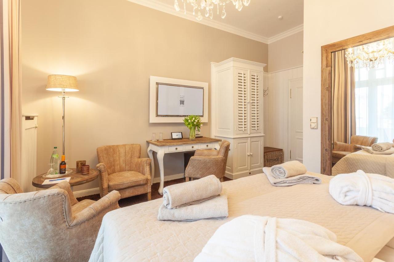 Hotel Vier Jahreszeiten Binz - Adults Only Bagian luar foto