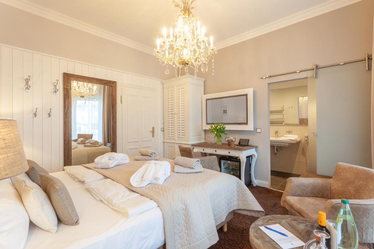Hotel Vier Jahreszeiten Binz - Adults Only Bagian luar foto
