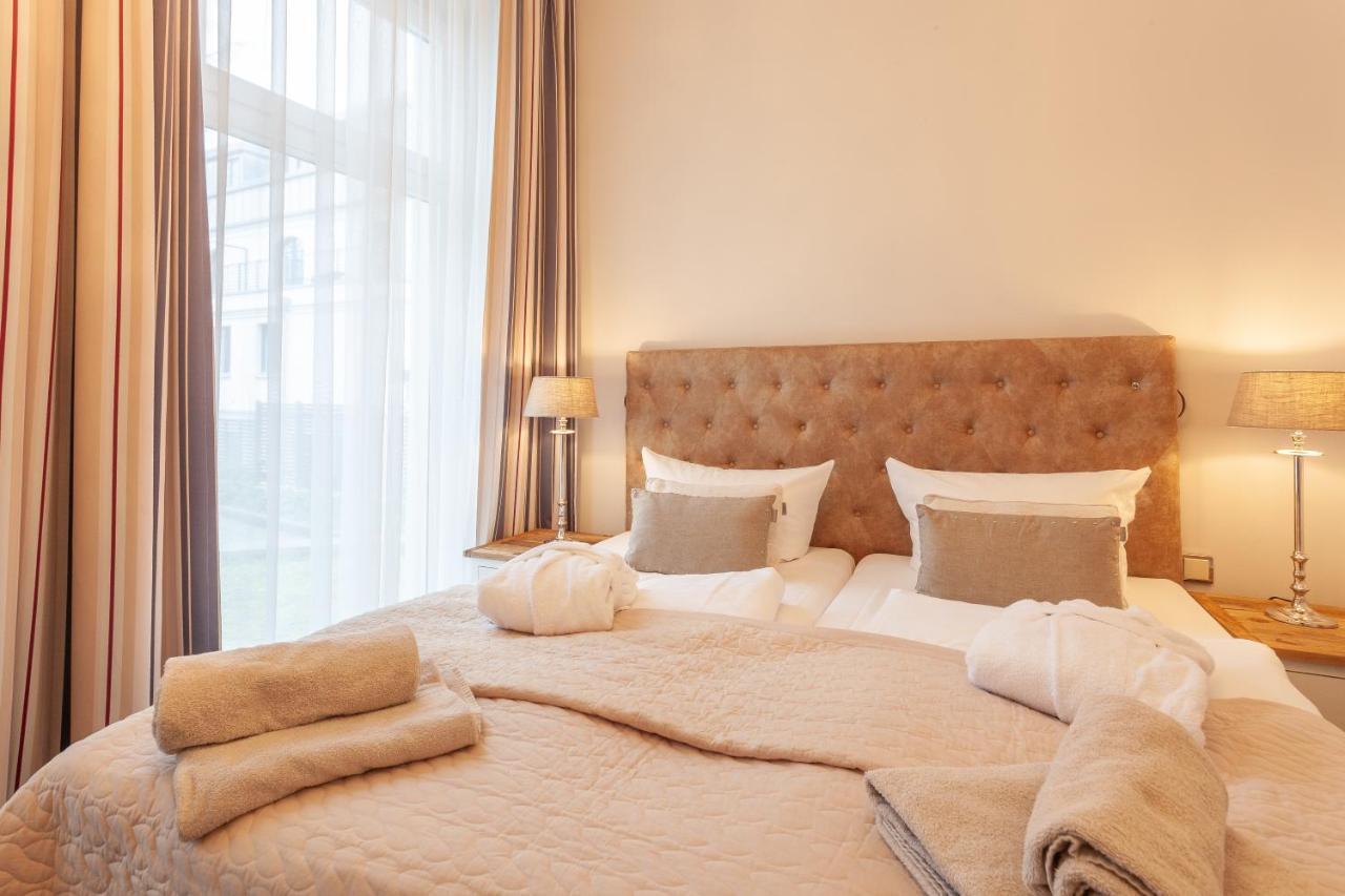 Hotel Vier Jahreszeiten Binz - Adults Only Bagian luar foto